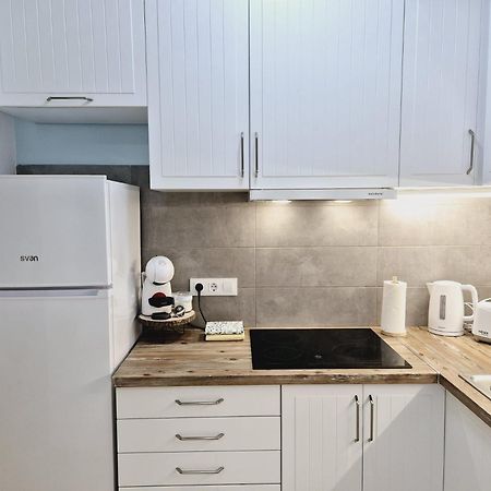 La Casa De Veronica - Serene Apartment With Shared Pool, Steps From The Beach Torrevieja Exteriér fotografie